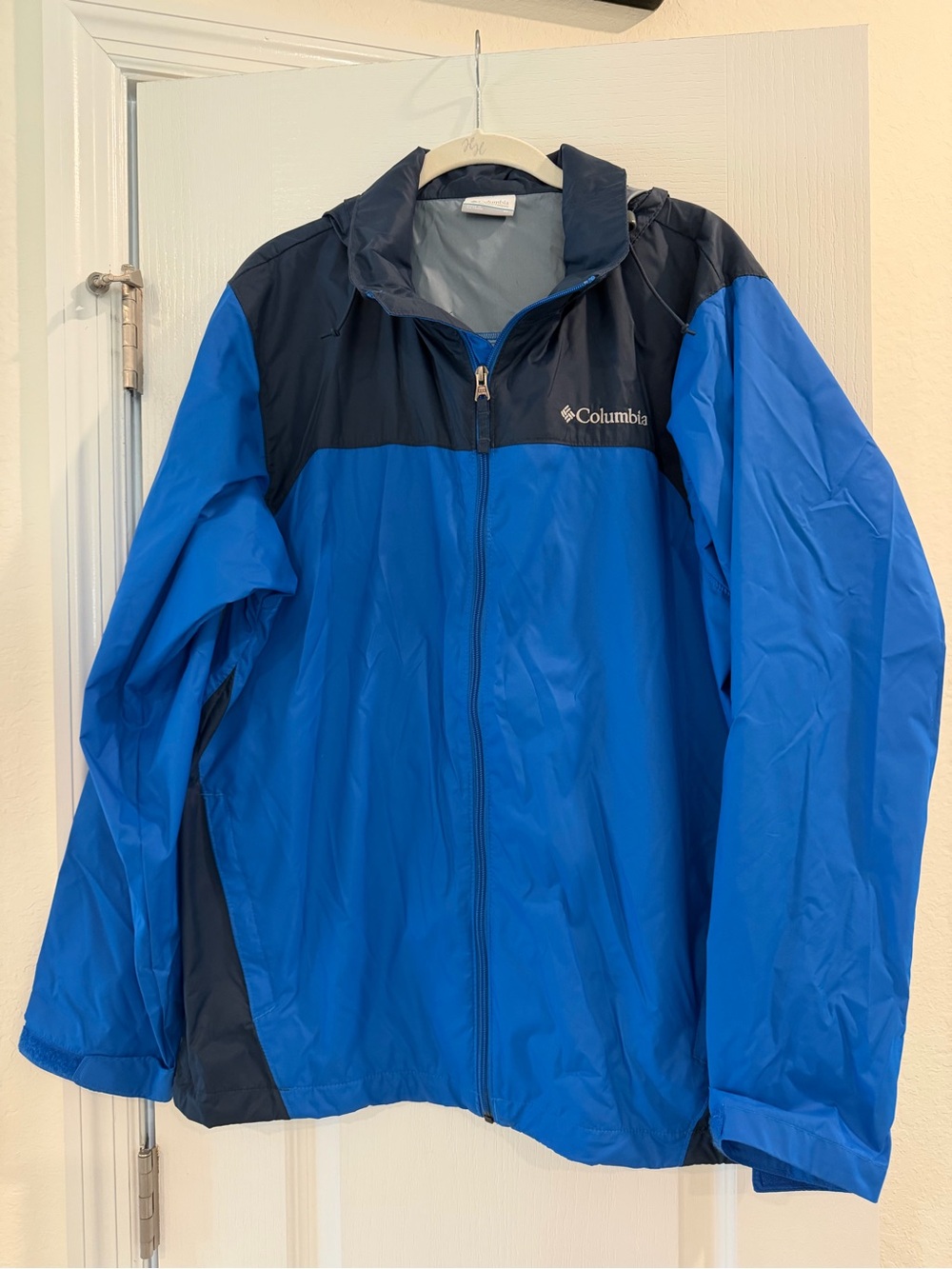 Columbia Men's Royal Blue and Navy Hooded Rain Shell